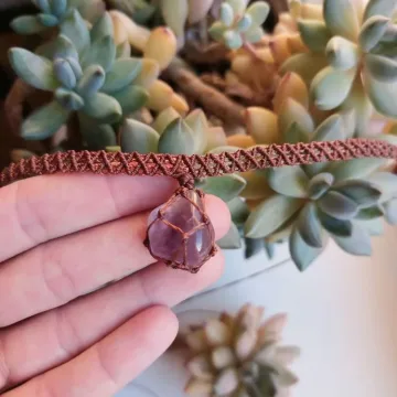 Macrame čokeris su Ametistu