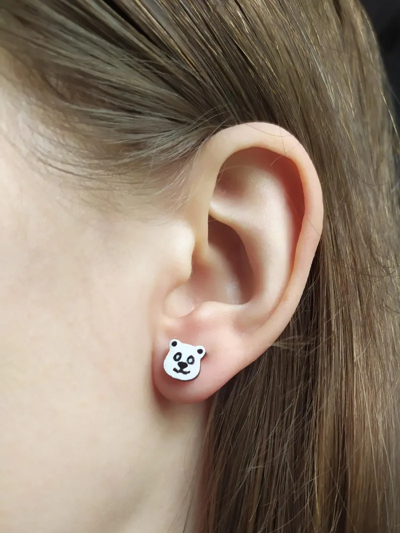 Mediniai auskarai su pandomis ''Panda''