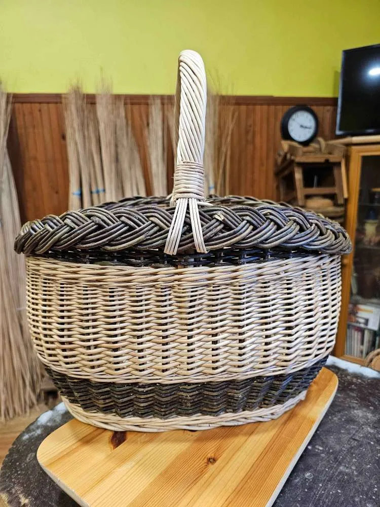 Dryžuota apvali pintinė