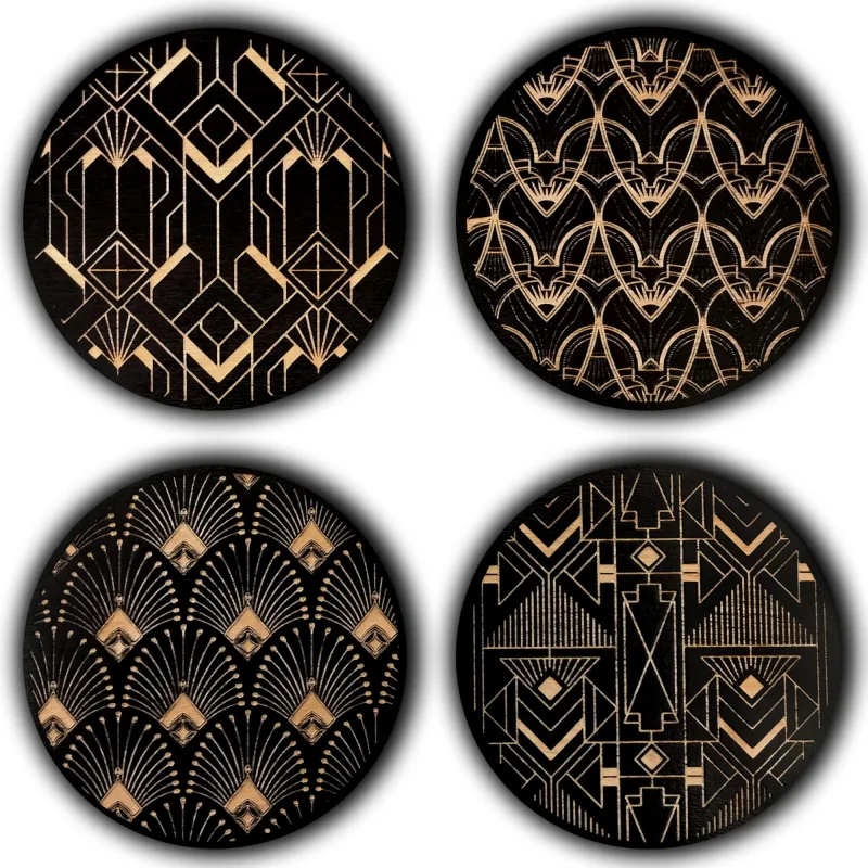 Medinių puodelių padėkliukų rinkinys „Art Deco“ (4 – 6 vnt)