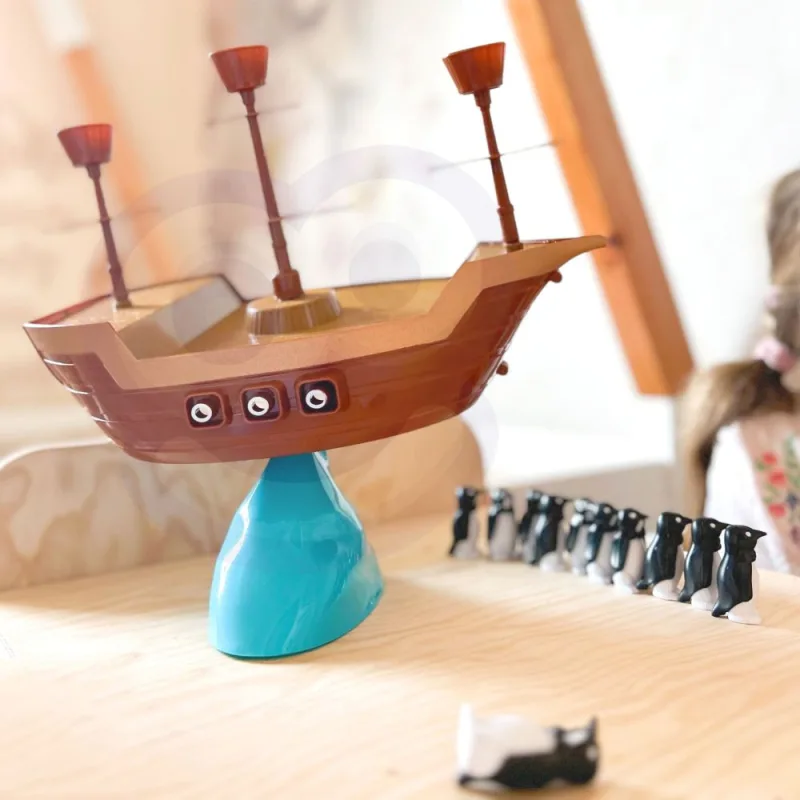 Arkadinis žaidimas Pingvinų piratų laivas WOOPIE · 2