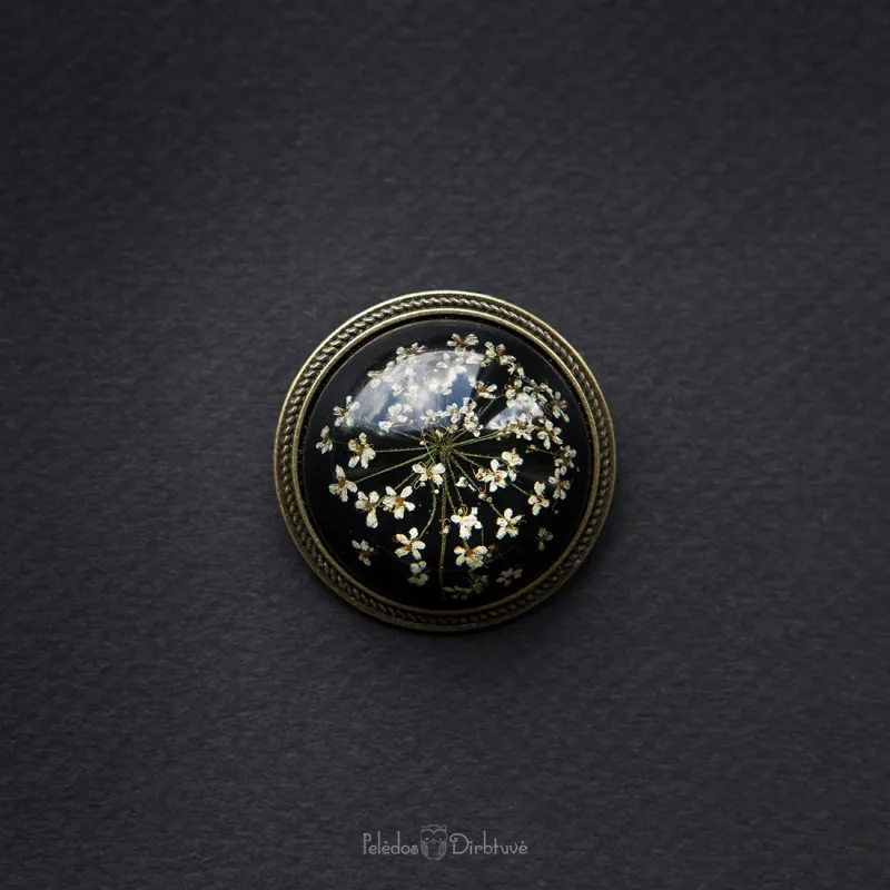 Vintažinio stiliaus sagė su gėlių nėriniais „Black Queen“ (37mm)
