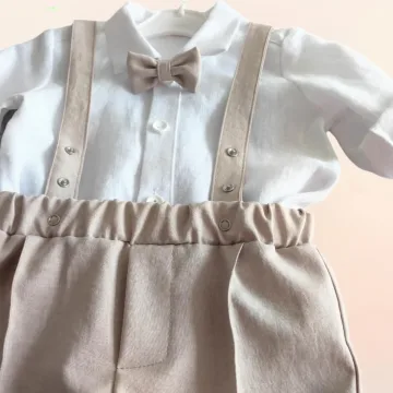 Smėlinis lininis Šventinis Kostiumėlis Berniukui/Šortukai Su Petnešomis/Peteliškė/Lininiai Marškiniai / Šventiskas Lino Kostiumas