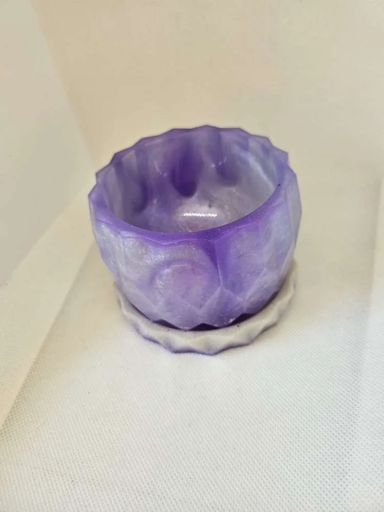 Epoksidinis dekoratyvinis vazonėlis su lėkštute – violetinis
