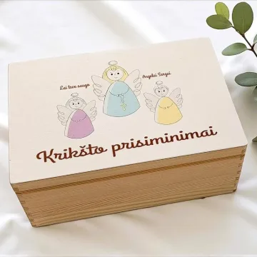 Medinė krikštadėžė su spauda „Krikšto prisiminimai“