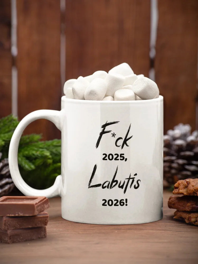 Standartinis puodelis „F*ck 2025, labutis 2026!!“