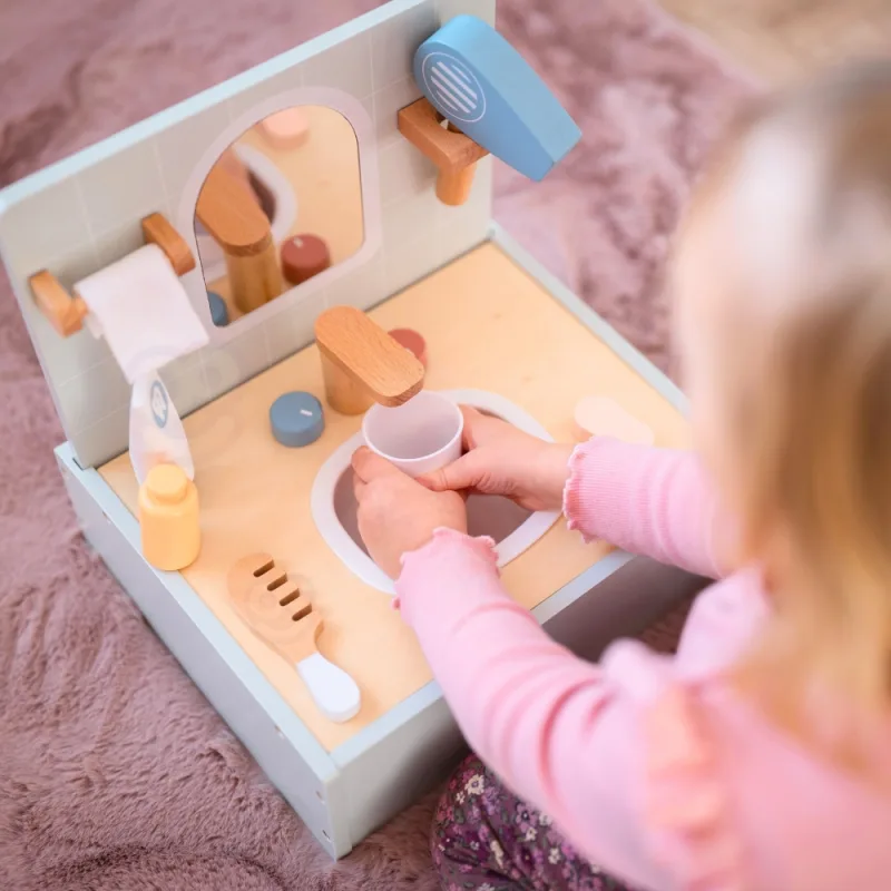 Vonios medinis tualetas su priedais TOOKY TOY Tualetas · 2