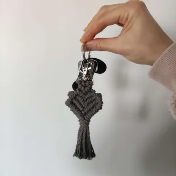 Pakabukas „pilka širdelė“