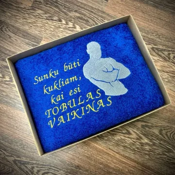 Rankšluostis: „Sunku būti kukliam, kai esi TOBULAS VAIKINAS“