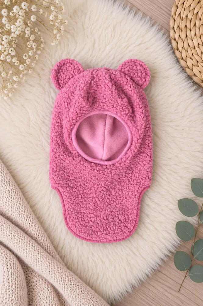 Pelenų rožės spalvos žieminis vaikiškas Teddy šalmukas su ausytėmis