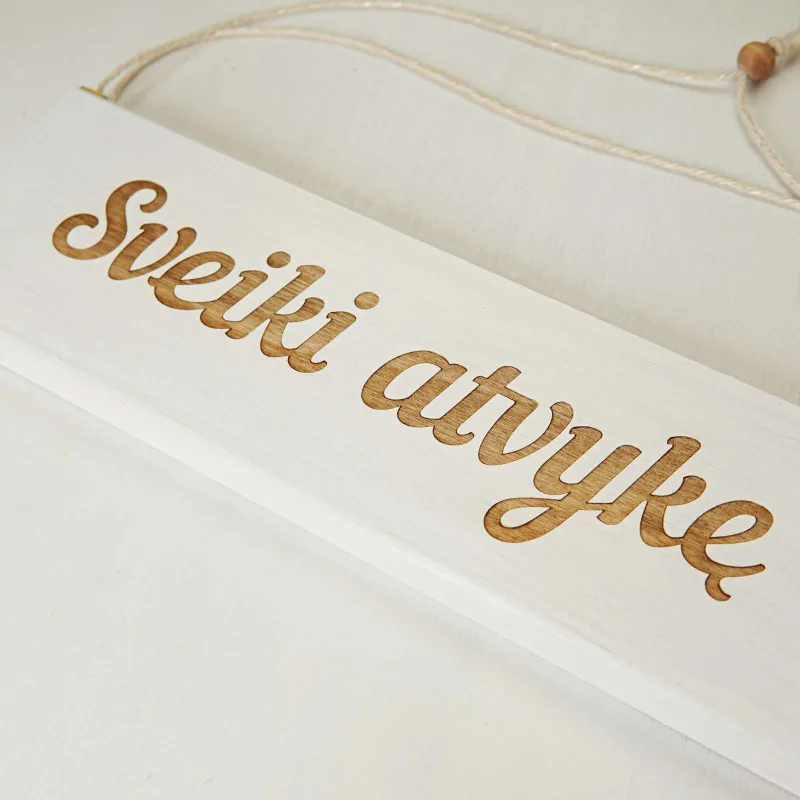 Pakabinama medinė lentelė iškaba Sveiki atvykę · 3
