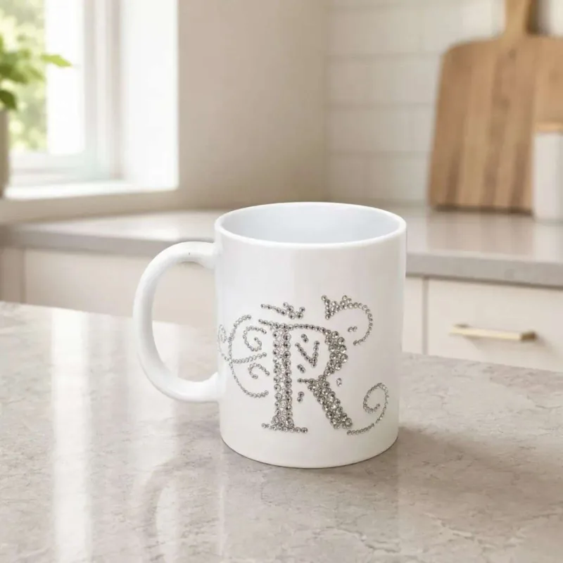 Personalizuotas puodelis su kristalų dekoru R