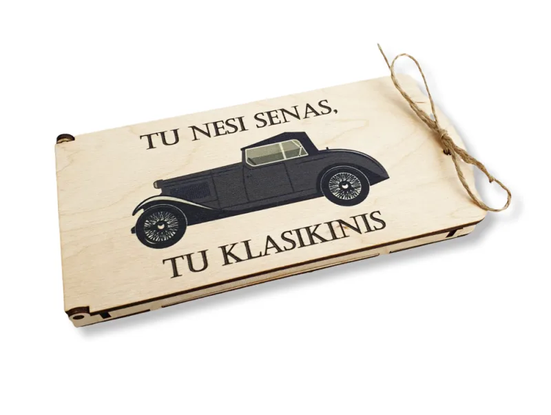 Pinigų vokelis su spauda „Tu nesi senas, tu klasikinis“