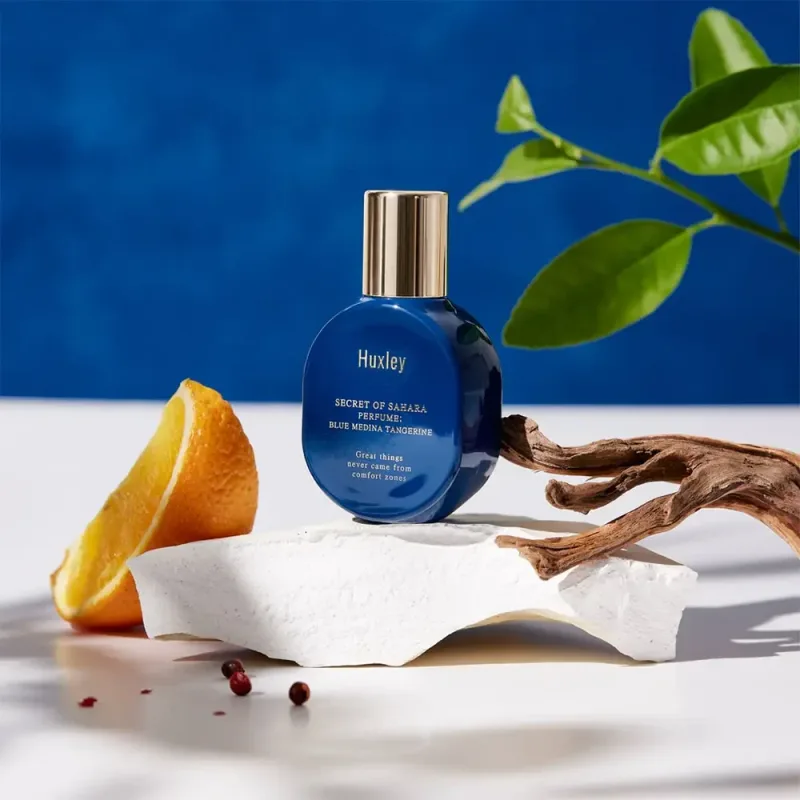 Huxley Secret Of Sahara Perfume Blue Medina Tangerine – nišinis prieskonių ir citrusų aromatas · 2