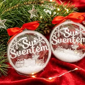 Kalėdinis žaisliukas burbulas „Su Šventėm“ su dirbtiniu sniegu viduje